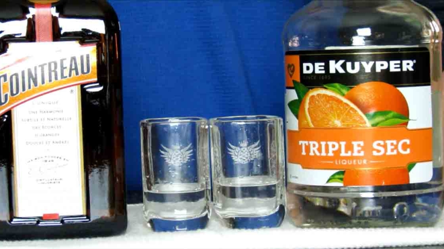 cointreau-vs-triple sec